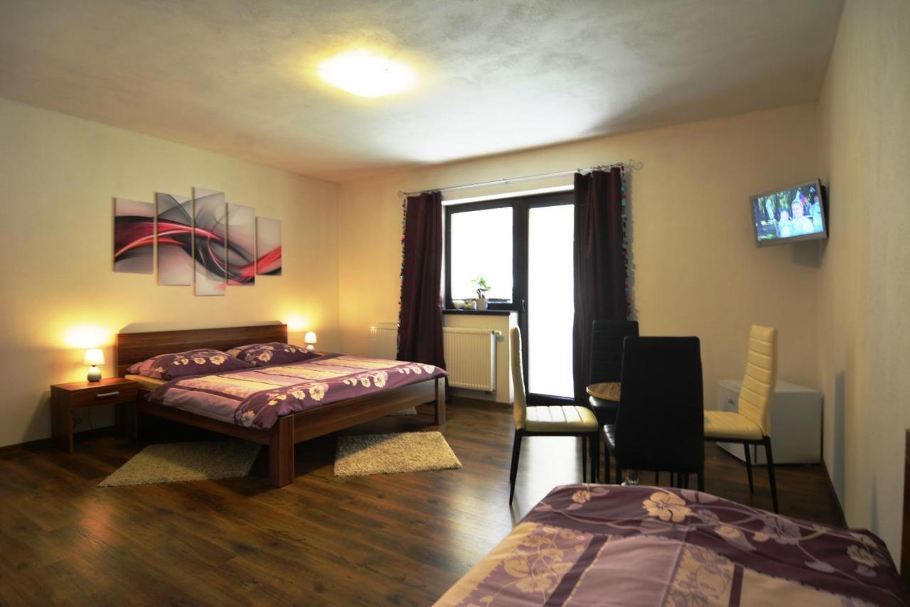 Villa Gold Nová Lesná Værelse billede